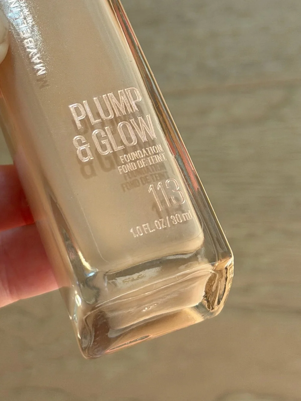Maybelline Lifter Plump & Glow Foundation Hyaluronic Acid 113